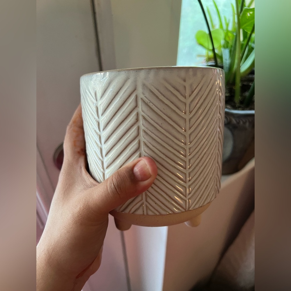 Ceramic planter - Picture 7 of 7
